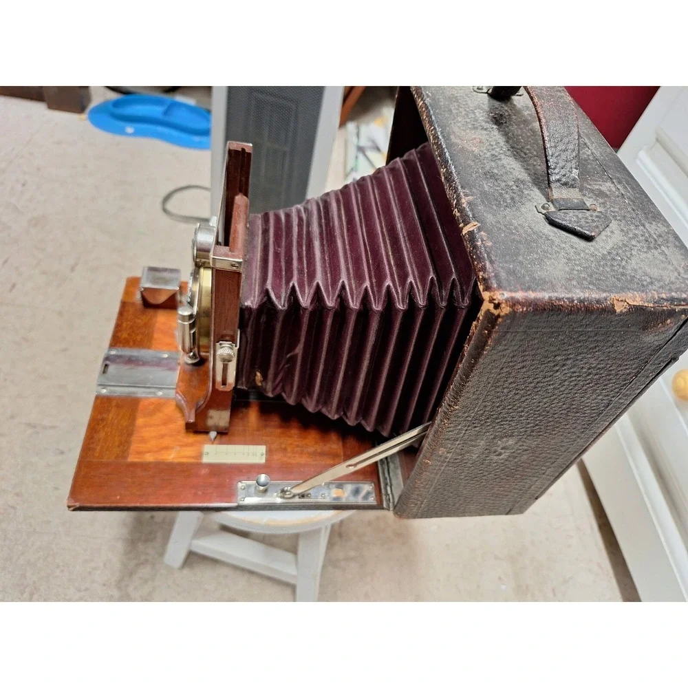 The Seroco‎ 5x7 camera / plate camera